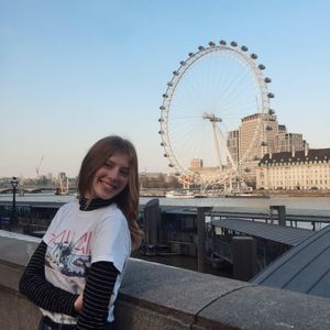 Meet your Posher, Nora